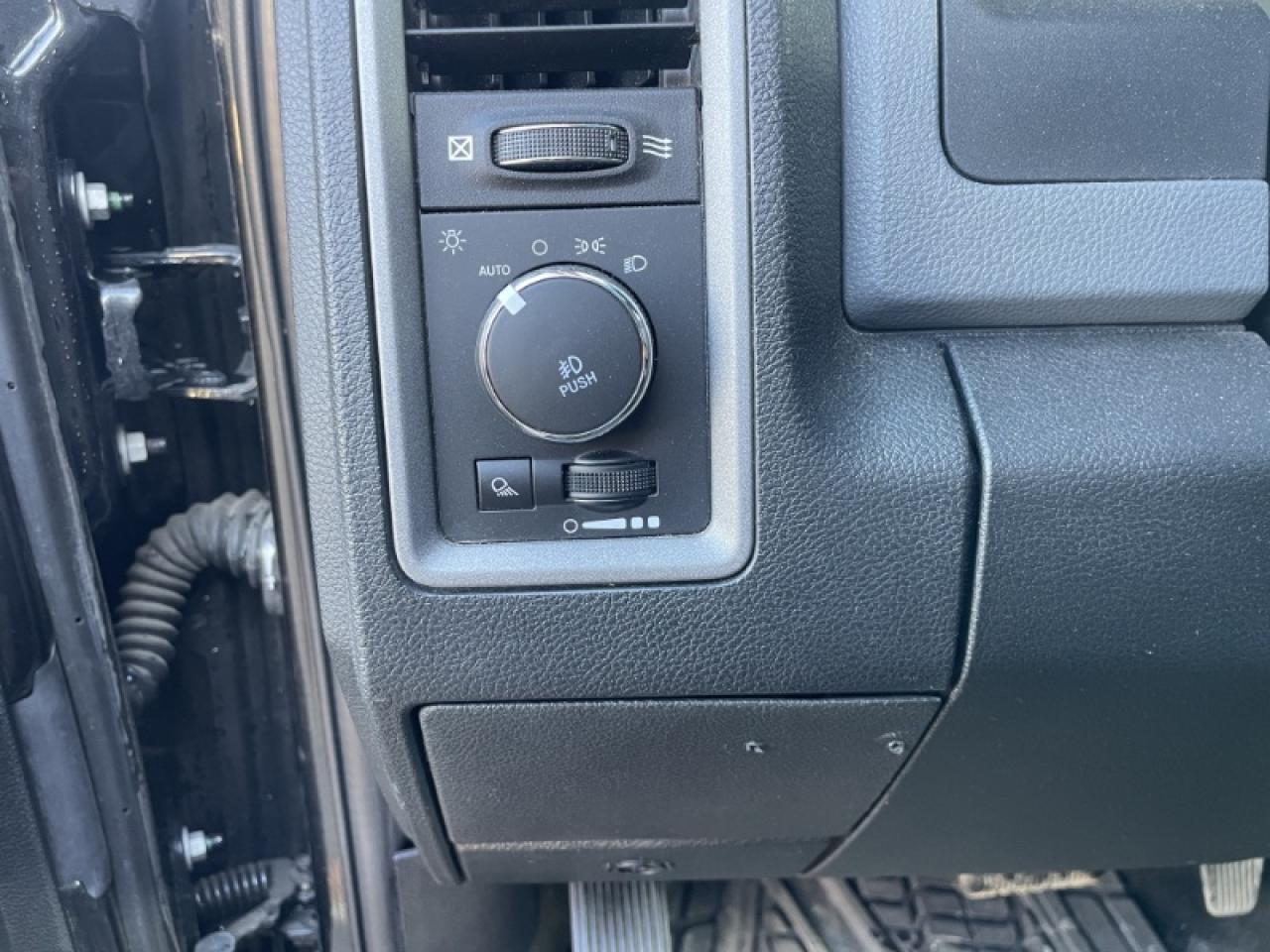 2017 RAM 1500 Express Photo