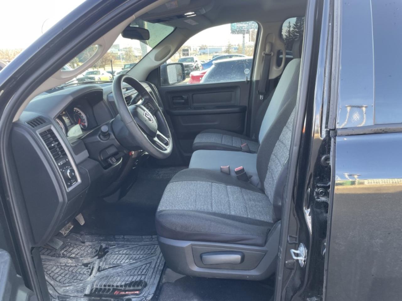 2017 RAM 1500 Express Photo