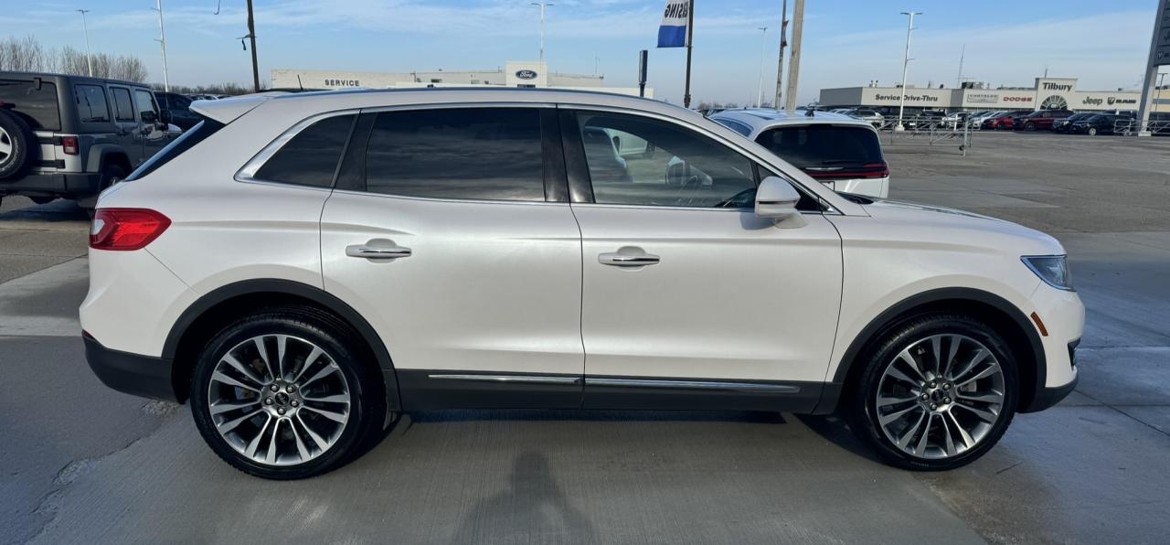 2017 Lincoln MKX Reserve Photo