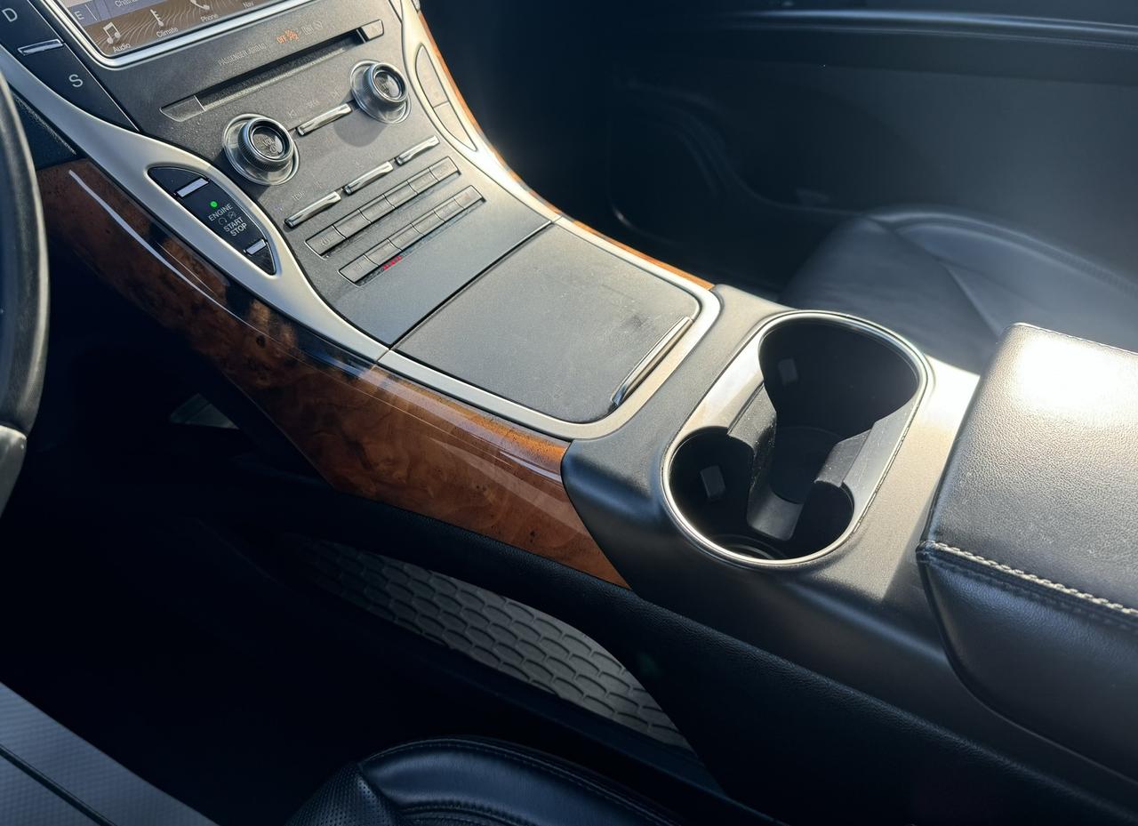 2017 Lincoln MKX Reserve Photo