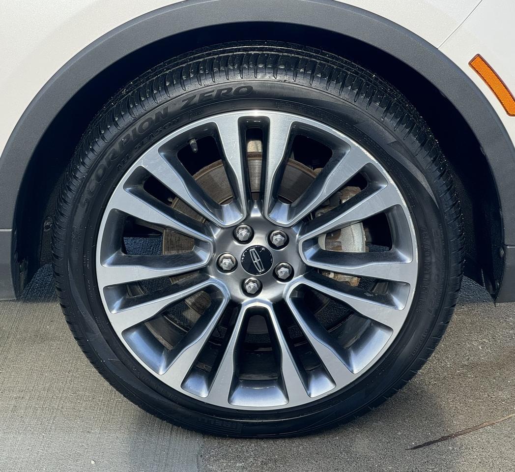 2017 Lincoln MKX Reserve Photo