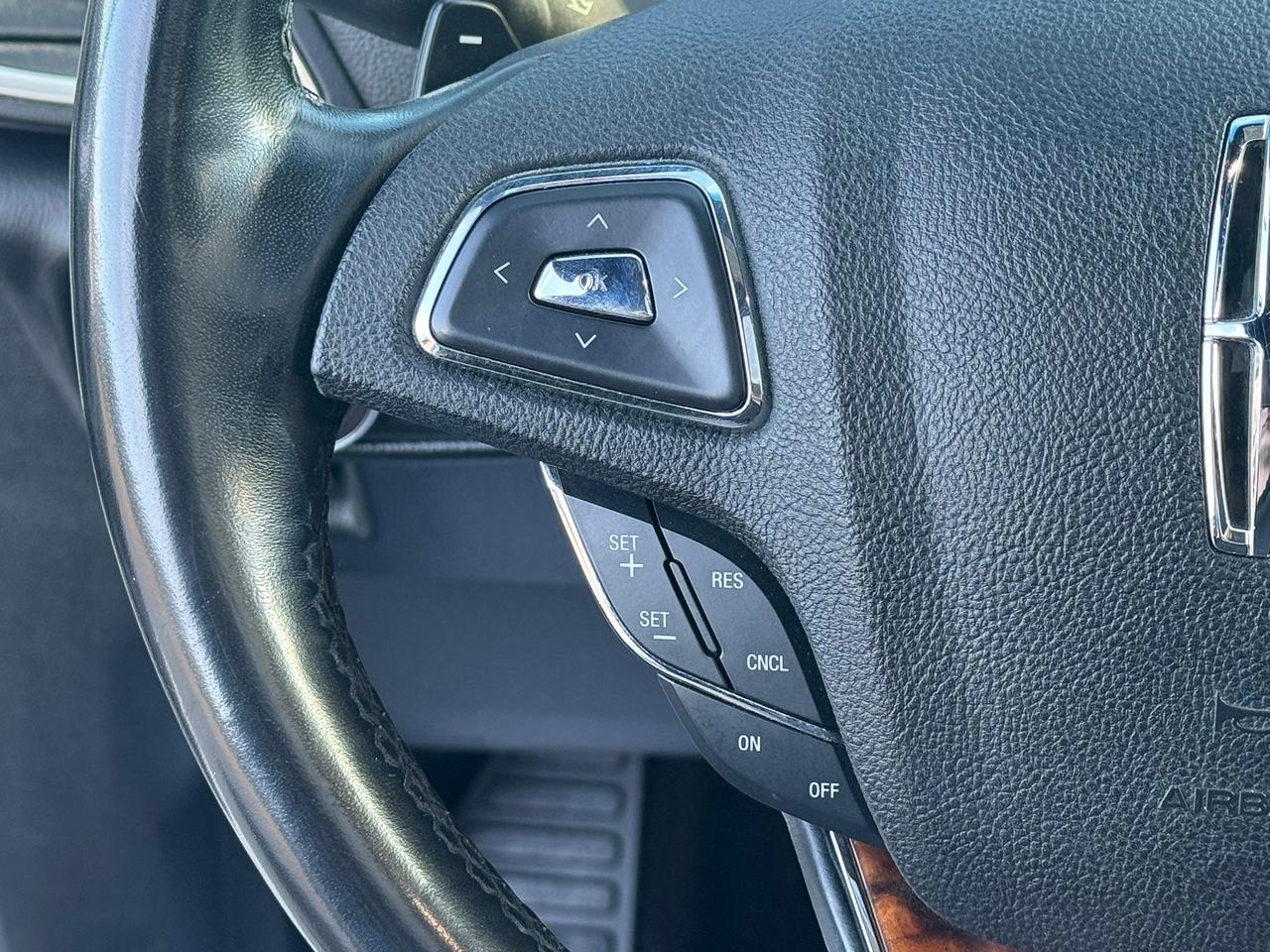 2017 Lincoln MKX Reserve Photo