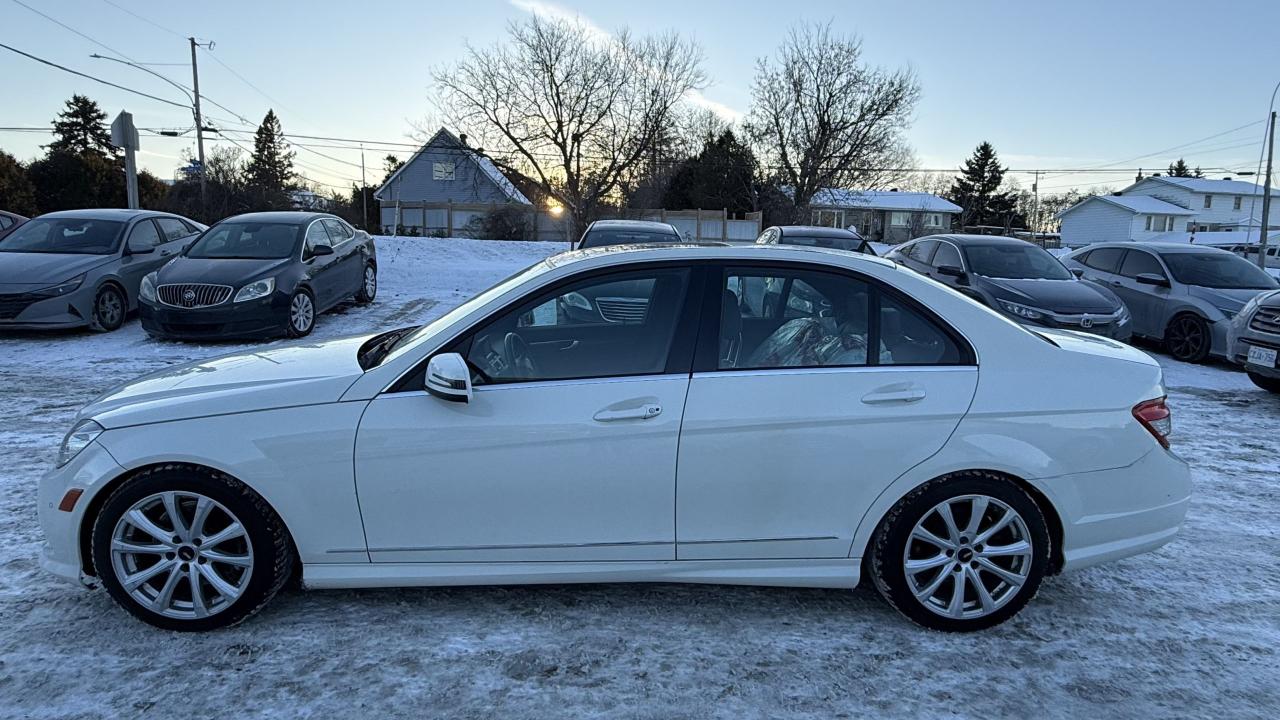 2011 Mercedes-Benz C-Class C 300 Photo