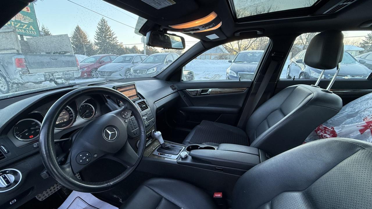 2011 Mercedes-Benz C-Class C 300 Photo