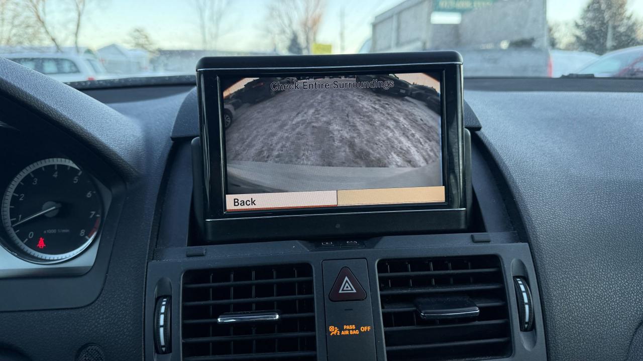 2011 Mercedes-Benz C-Class C 300 Photo