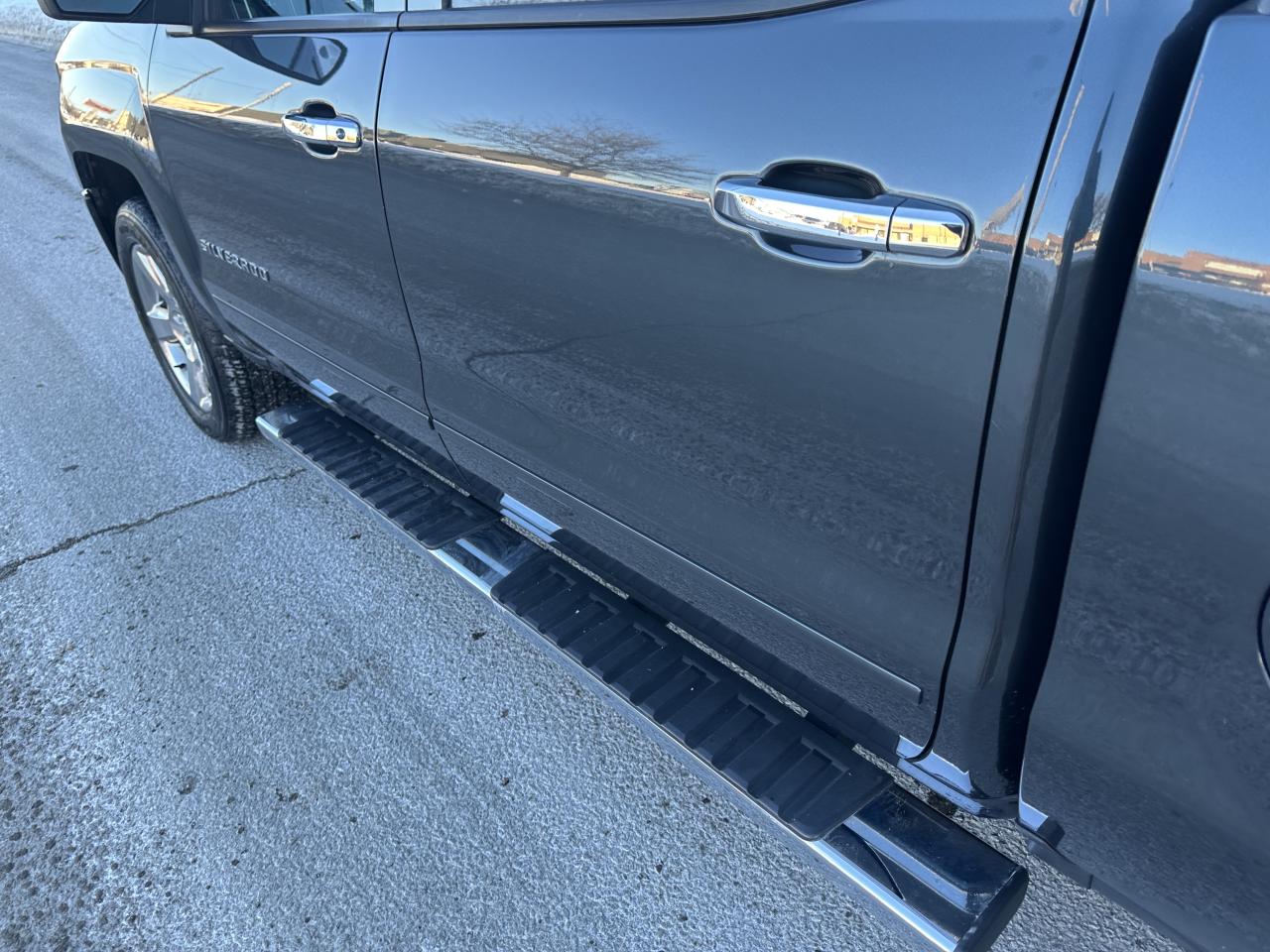 2017 Chevrolet Silverado 1500 4WD Crew Cab 2LT Z 71 Leather/Navigation Photo