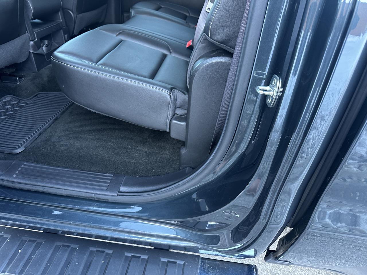 2017 Chevrolet Silverado 1500 4WD Crew Cab 2LT Z 71 Leather/Navigation Photo