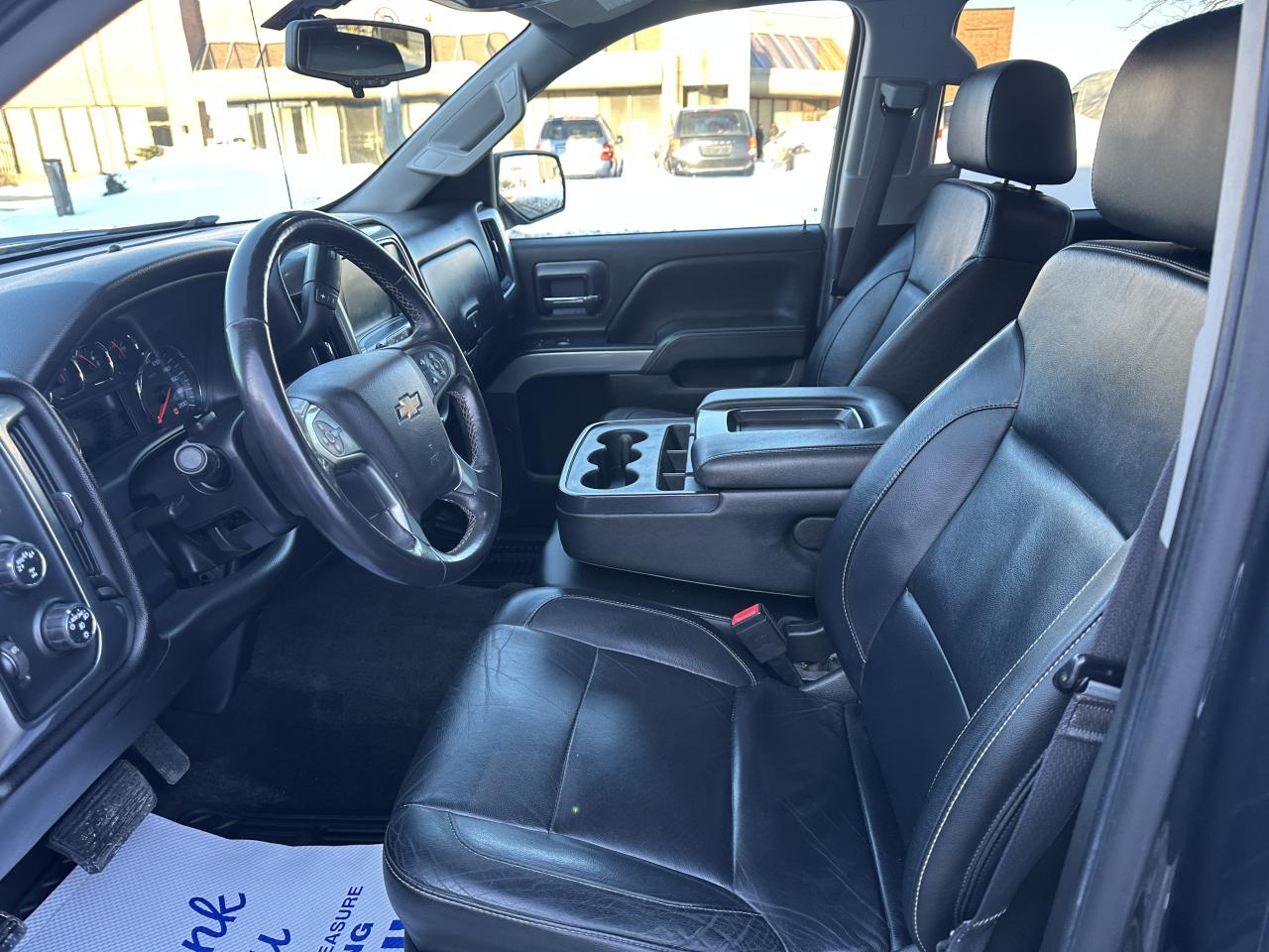 2017 Chevrolet Silverado 1500 4WD Crew Cab 2LT Z 71 Leather/Navigation Photo