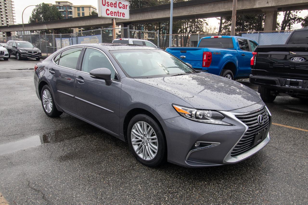 2016 Lexus ES 350  Photo4