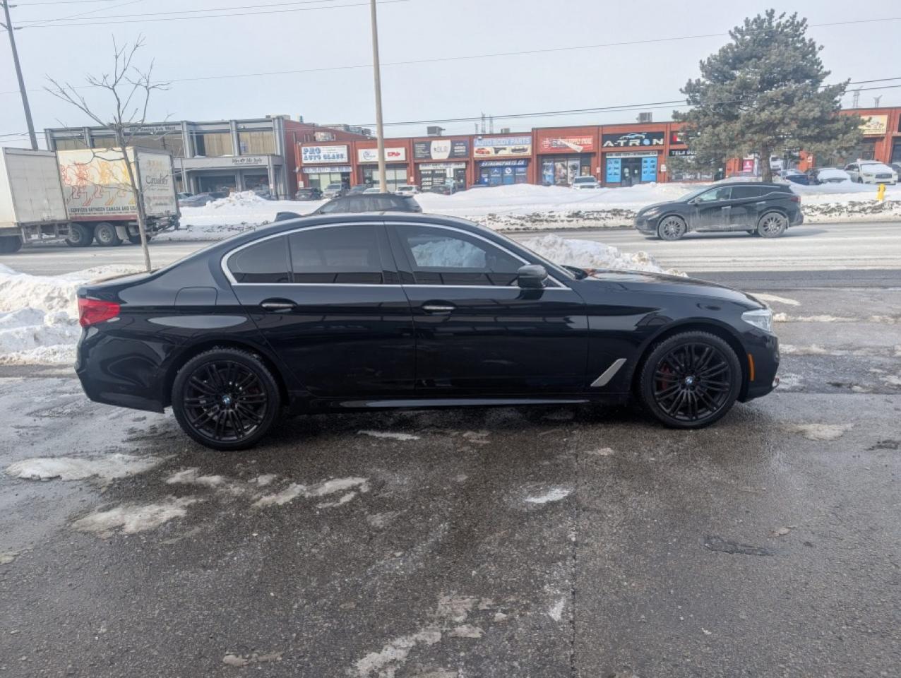 2018 BMW 5 Series 530I XDRIVE/ PREMIUM M SPORT PACKAGE - Photo #4