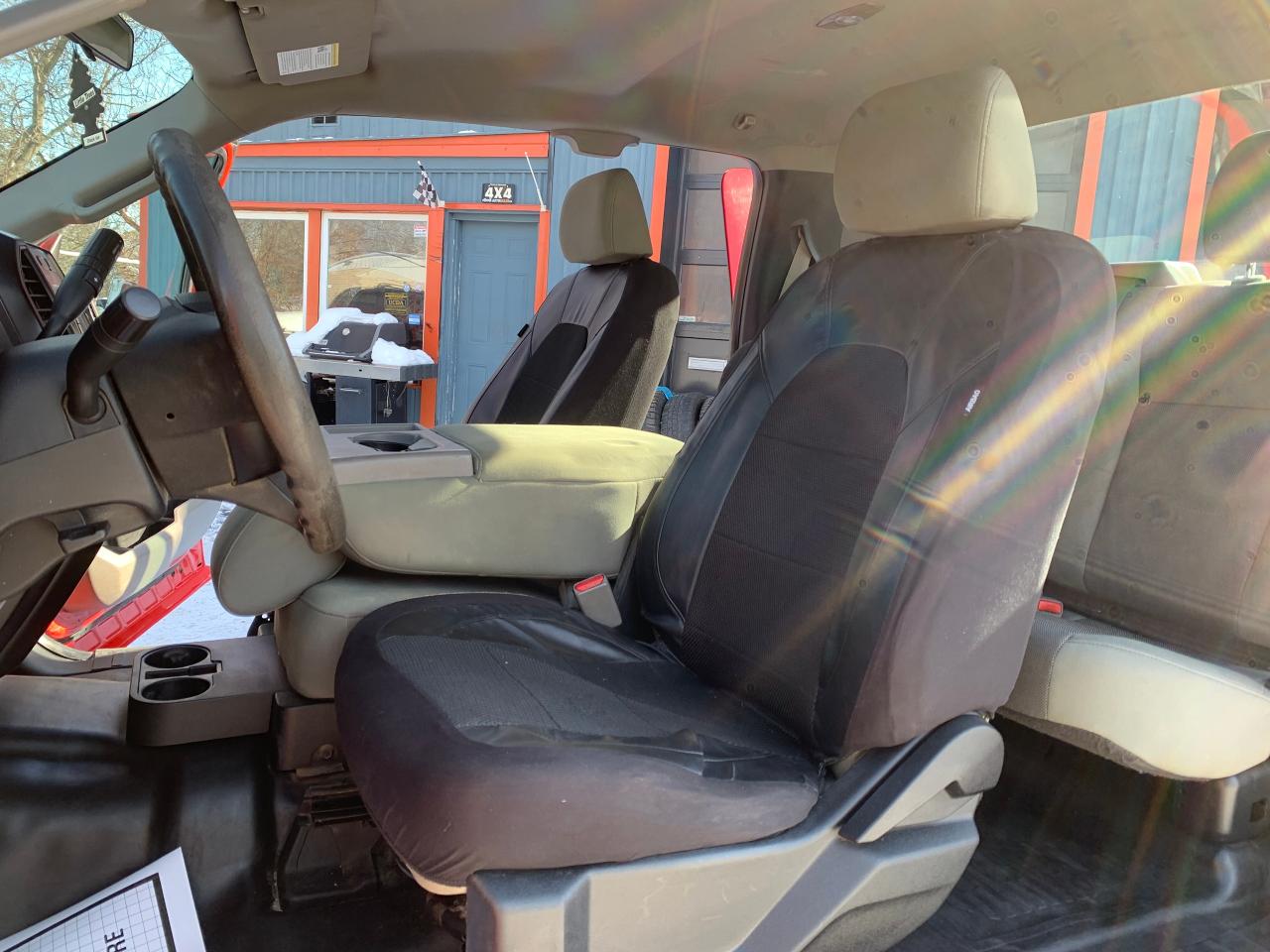 2016 Ford F-150 XL SUPERCAB LONG BOX Photo