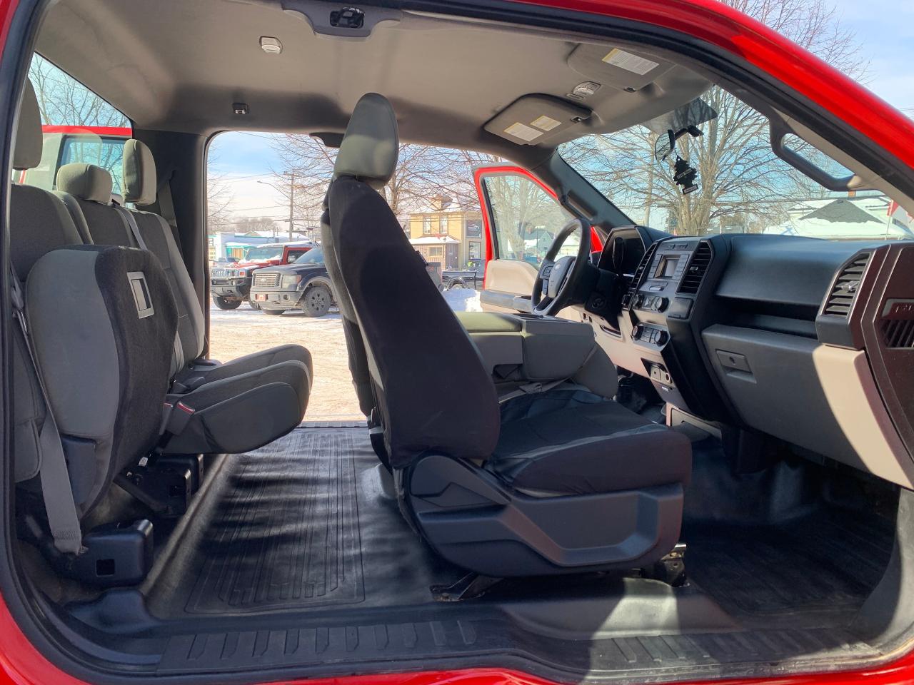 2016 Ford F-150 XL SUPERCAB LONG BOX Photo