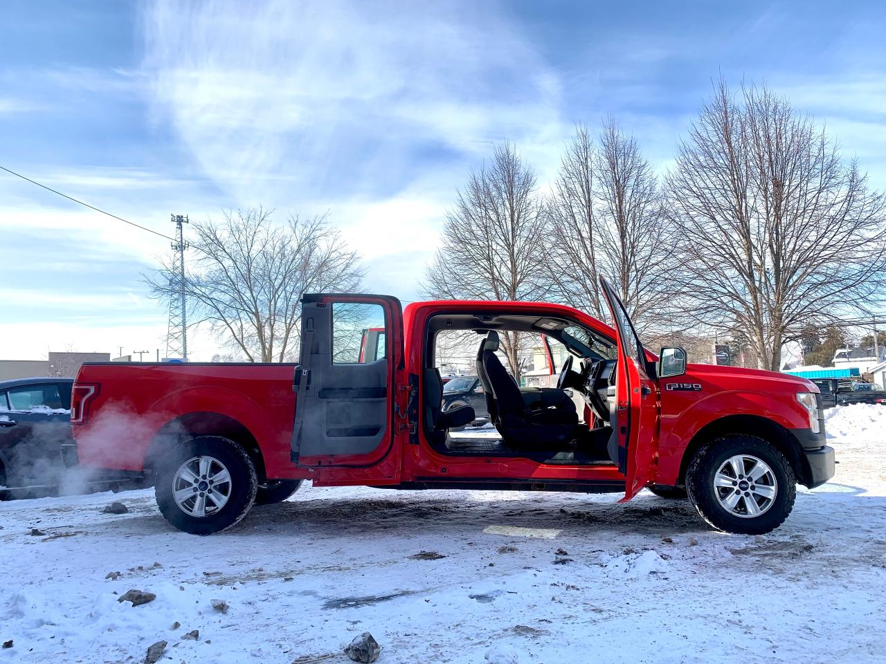 2016 Ford F-150 XL SUPERCAB LONG BOX Photo