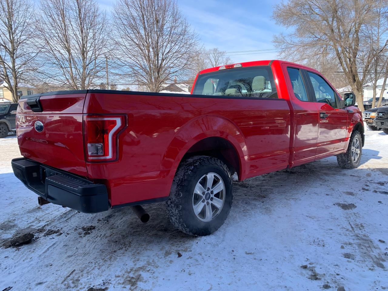 2016 Ford F-150 XL SUPERCAB LONG BOX Photo