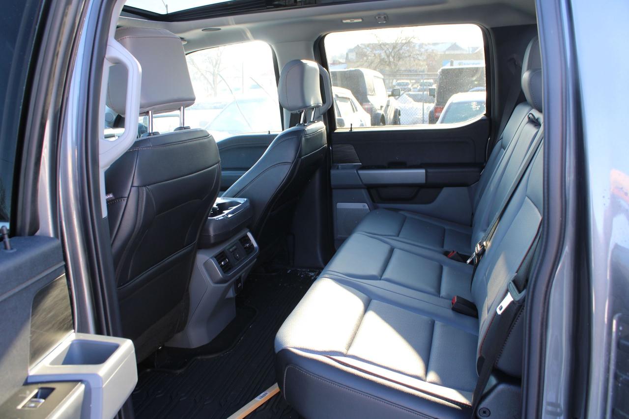 2025 Ford F-150 LARIAT 8' box Photo