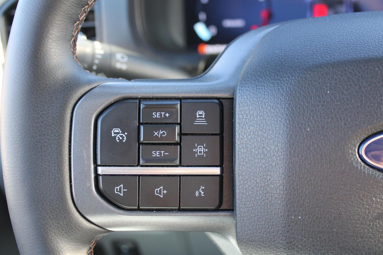 2025 Ford F-150 LARIAT 8' box Photo