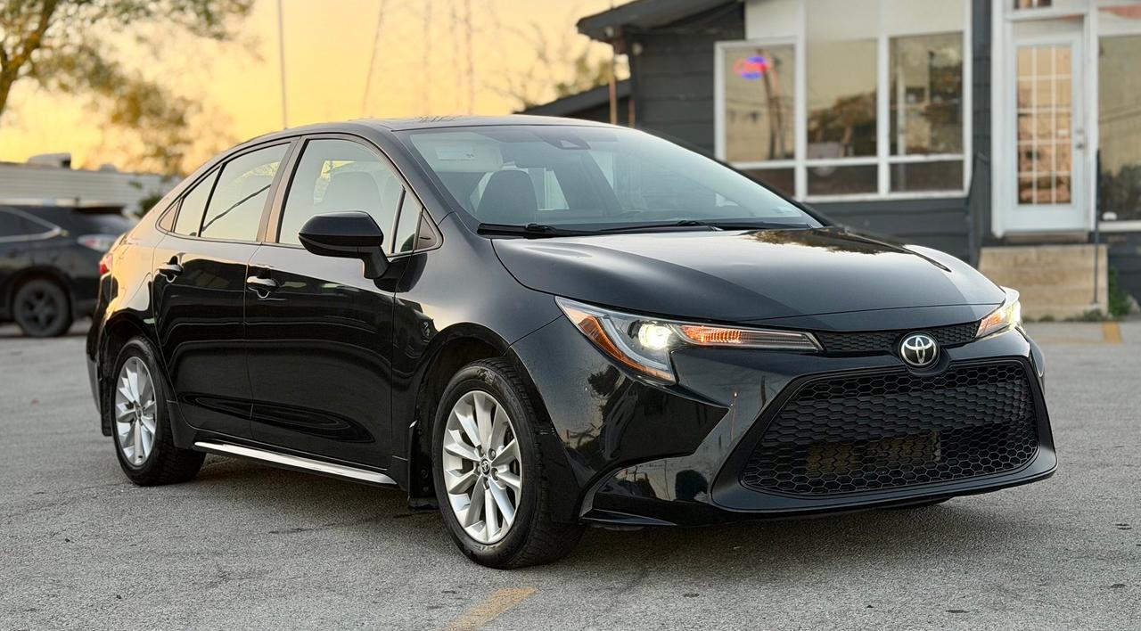 2022 Toyota Corolla LE Photo