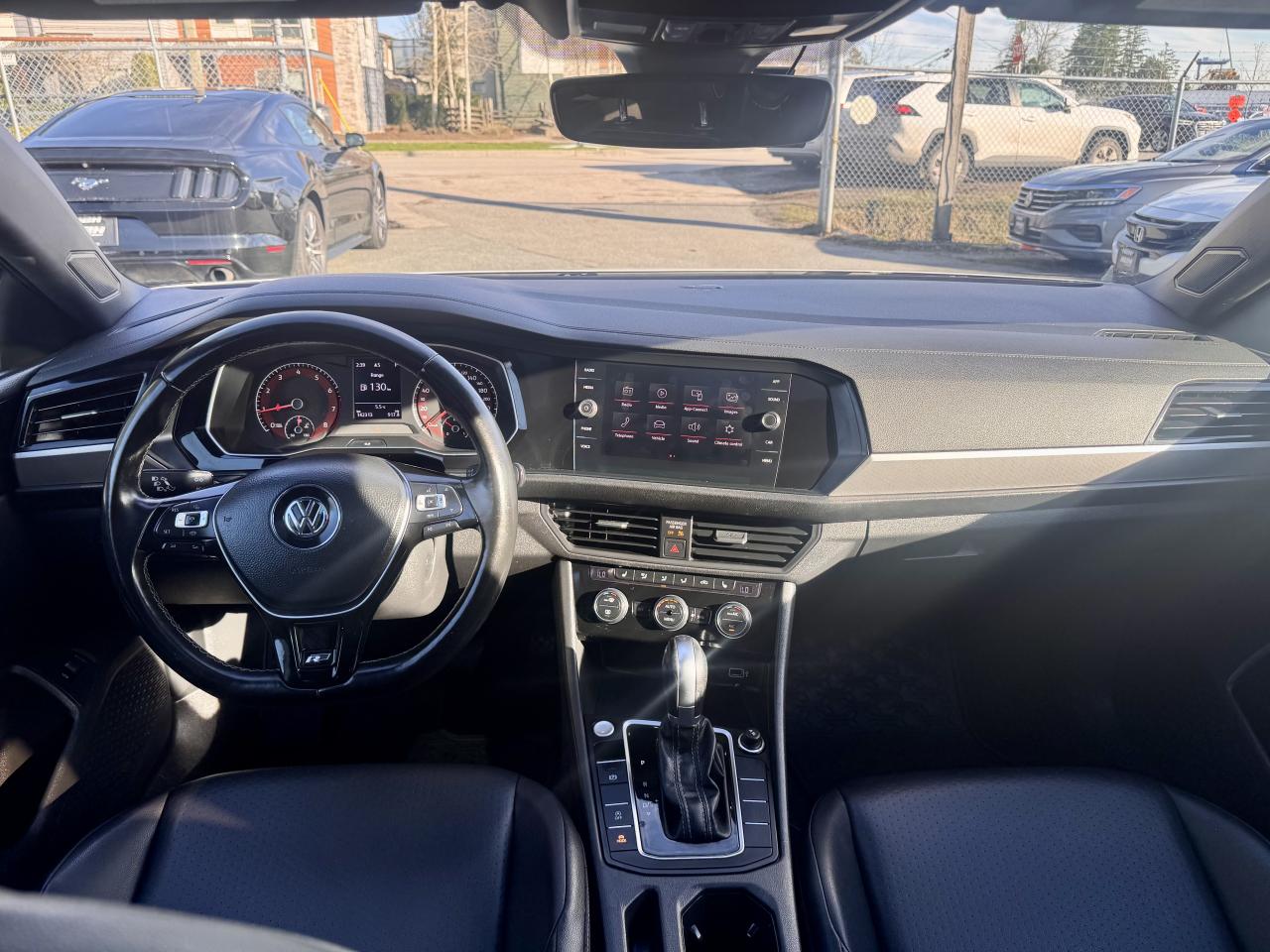 2019 Volkswagen Jetta FINANCING AVAILABLE Photo10