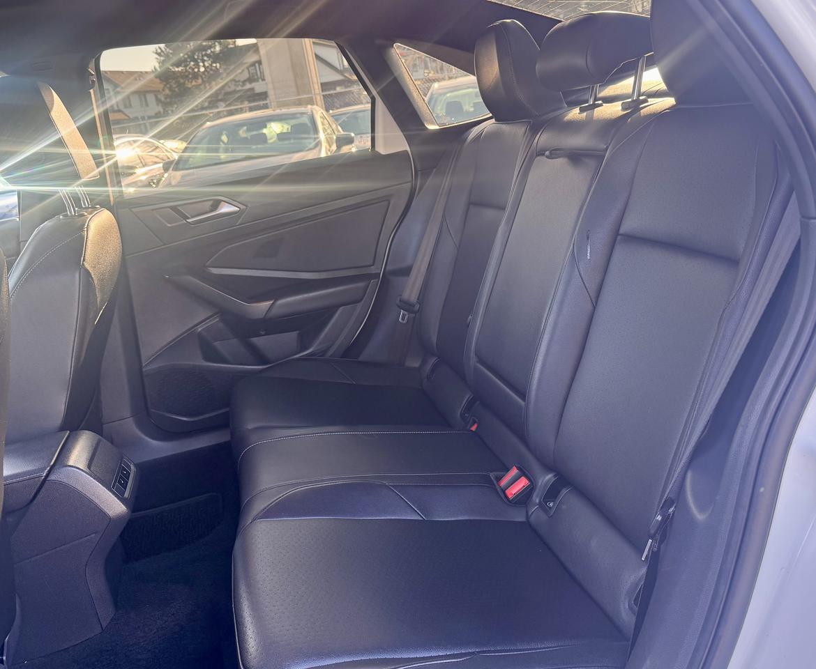 2019 Volkswagen Jetta FINANCING AVAILABLE Photo15