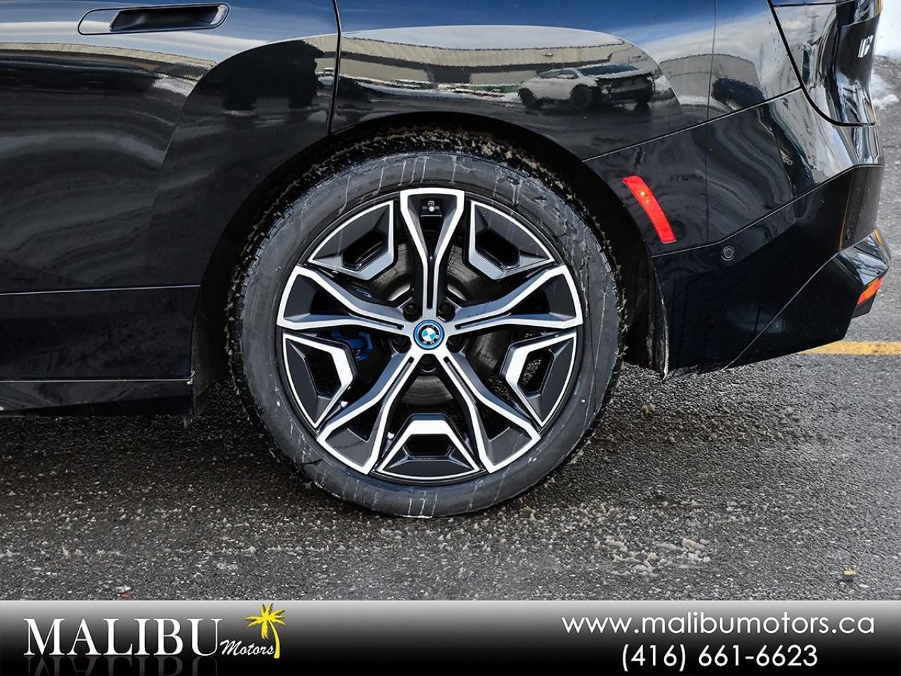 2022 BMW iX xDrive50 Photo