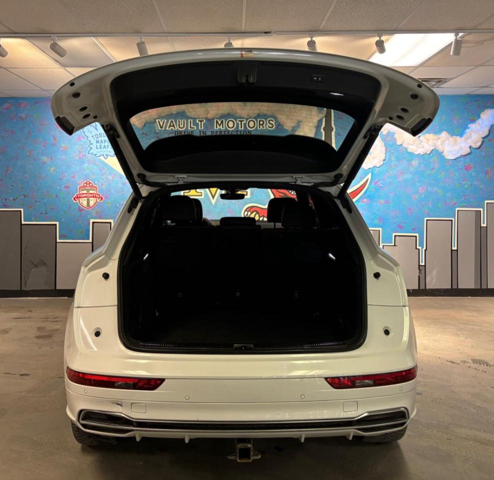 2018 Audi Q5 2.0 TFSI quattro Technik S tronic 13 SERVICE RECORDS Photo