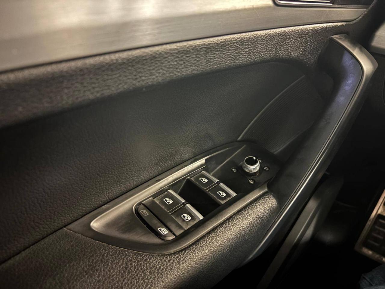 2018 Audi Q5 2.0 TFSI quattro Technik S tronic 13 SERVICE RECORDS Photo