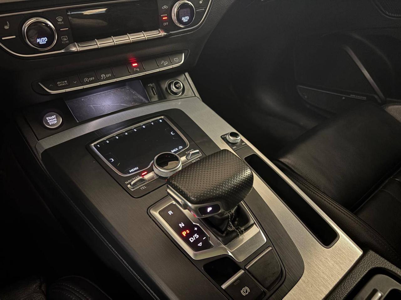 2018 Audi Q5 2.0 TFSI quattro Technik S tronic 13 SERVICE RECORDS Photo