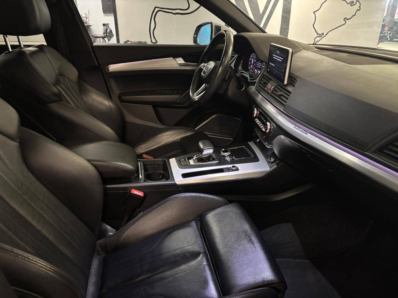 2018 Audi Q5 2.0 TFSI quattro Technik S tronic 13 SERVICE RECORDS Photo