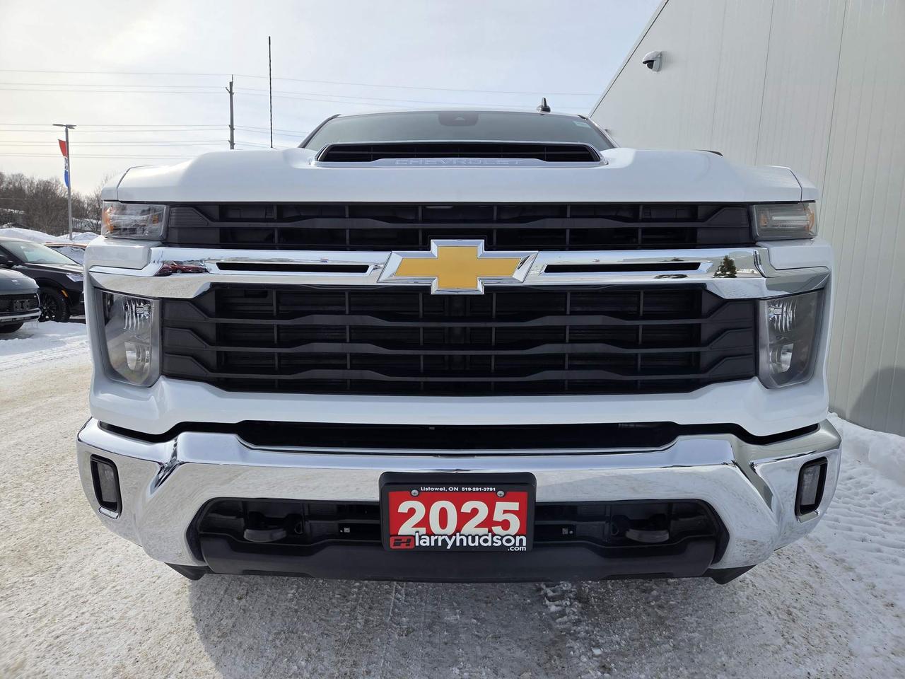 2025 Chevrolet Silverado 2500 LT Crew Cab Convenience Package | 17" Wheels Photo2