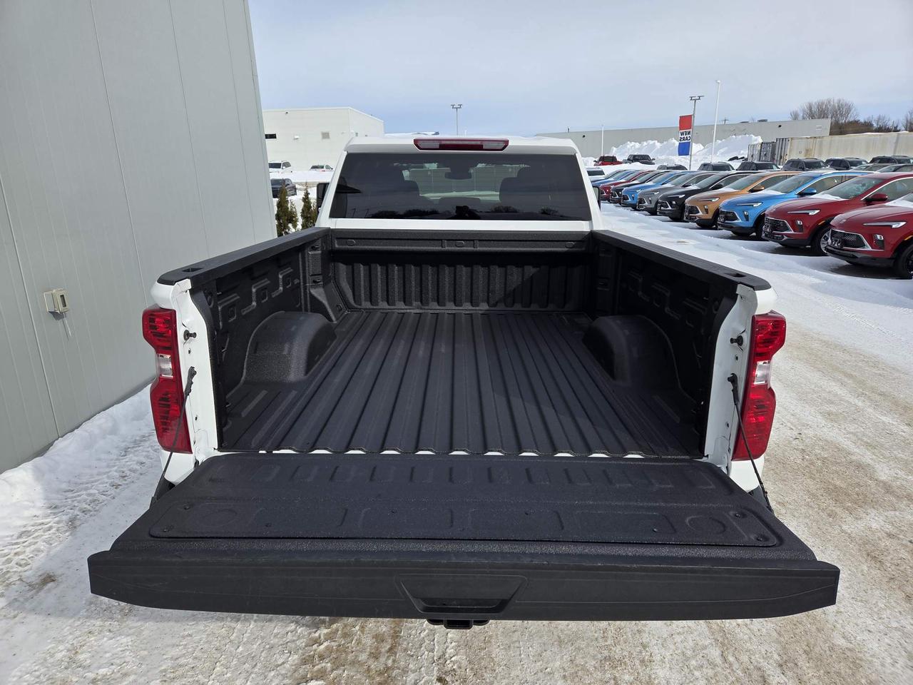 2025 Chevrolet Silverado 2500 LT Crew Cab Convenience Package | 17" Wheels Photo