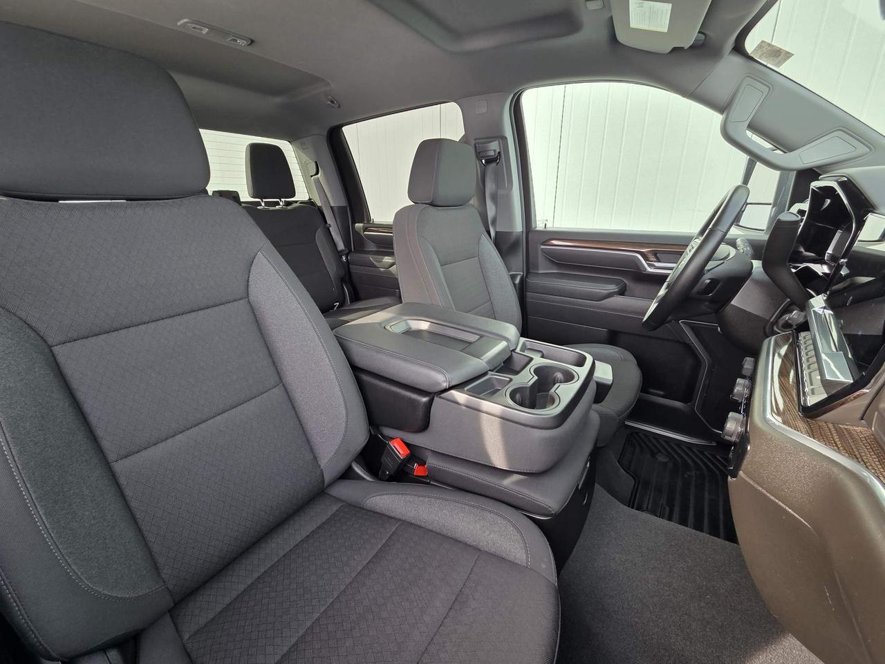 2025 Chevrolet Silverado 2500 LT Crew Cab Convenience Package | 17" Wheels Photo