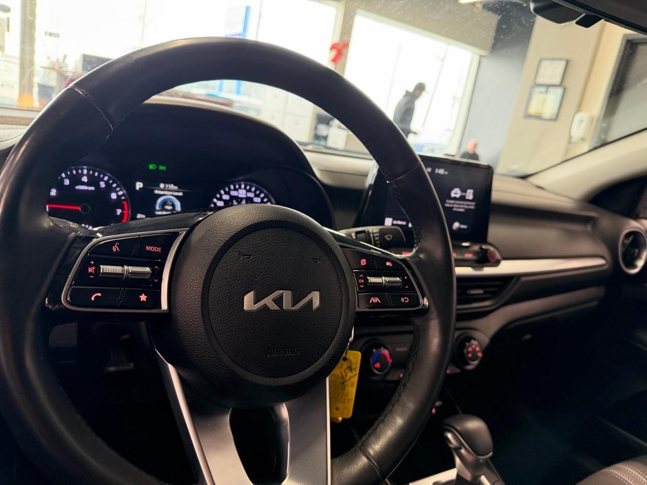 2024 Kia Forte LXS Photo