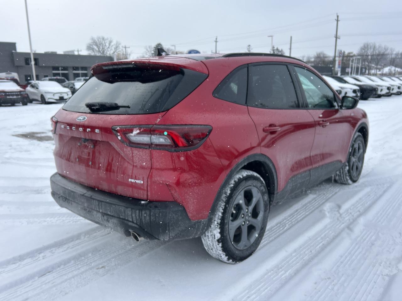 2025 Ford Escape ST-Line AWD Photo4