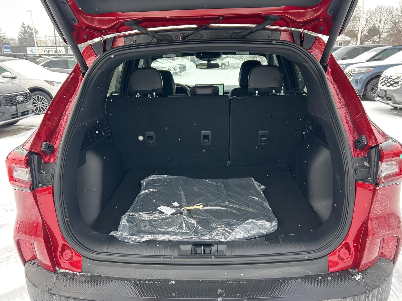 2025 Ford Escape ST-Line AWD Photo