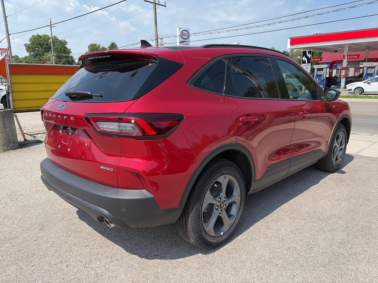 2025 Ford Escape ST-Line AWD Photo3