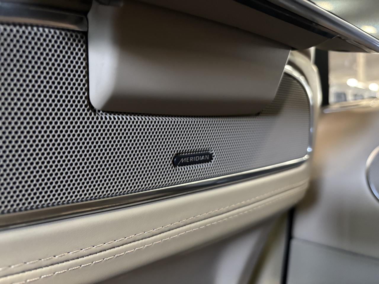 2017 Land Rover Range Rover Autobiography|V8SUPERCHARGED|4WD|REARDVD|MASSAGE|+ Photo