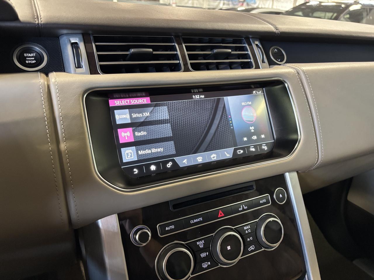 2017 Land Rover Range Rover Autobiography|V8SUPERCHARGED|4WD|REARDVD|MASSAGE|+ Photo