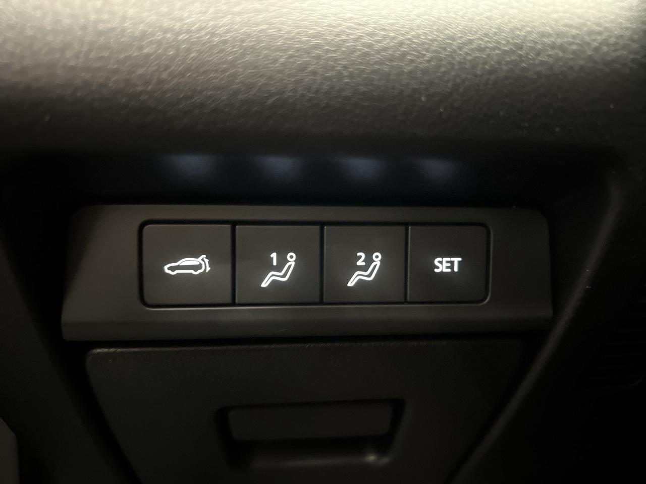 2025 Mazda CX-30 GT AWD | RED LEATHER | SUNROOF | 360 CAM | CARPLAY Photo