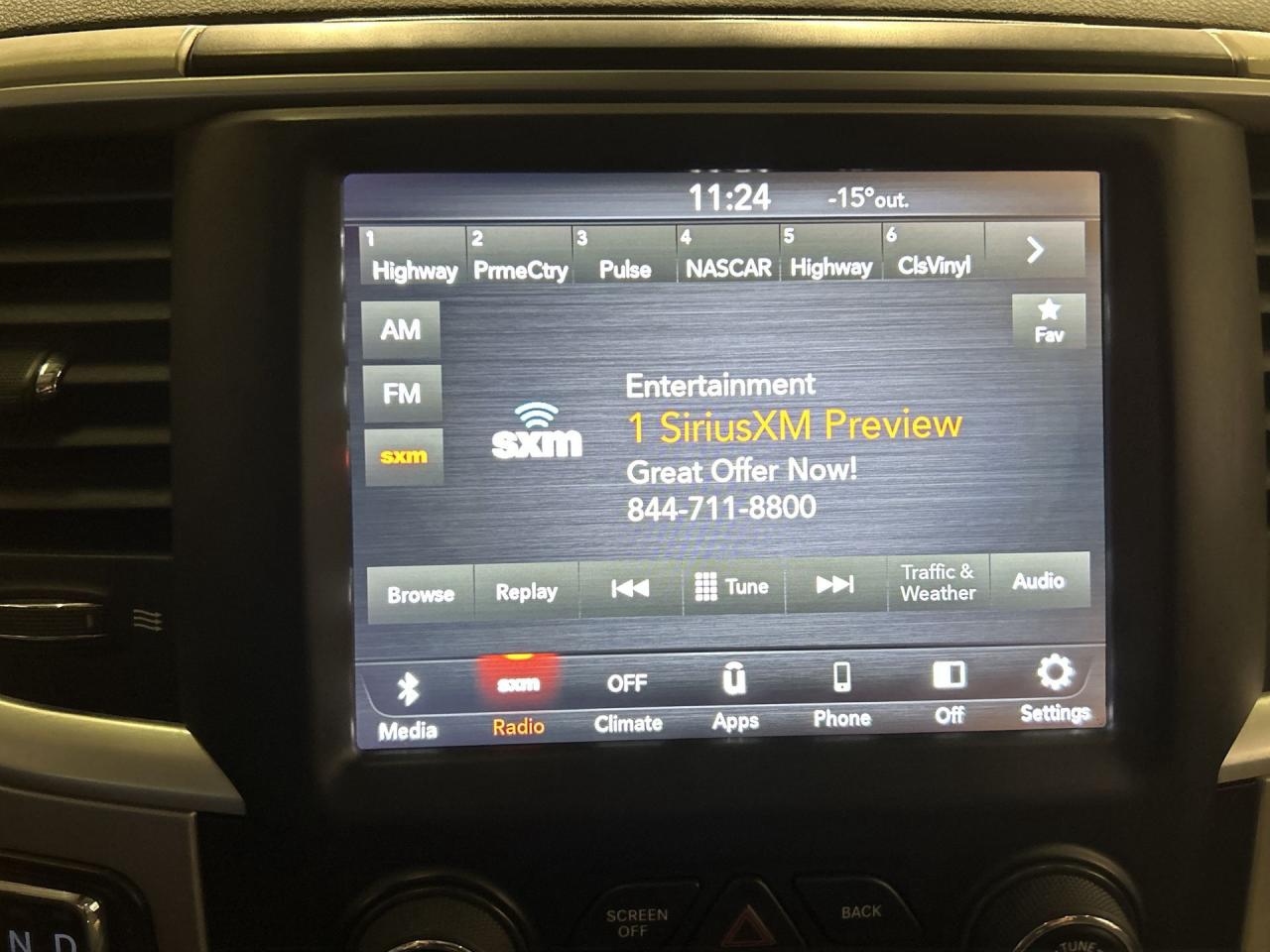 2019 RAM 1500 Classic 4X4 | 5.7L V8 | CREW|CARPLAY|TONNEAU|8.4 IN SCREEN Photo3