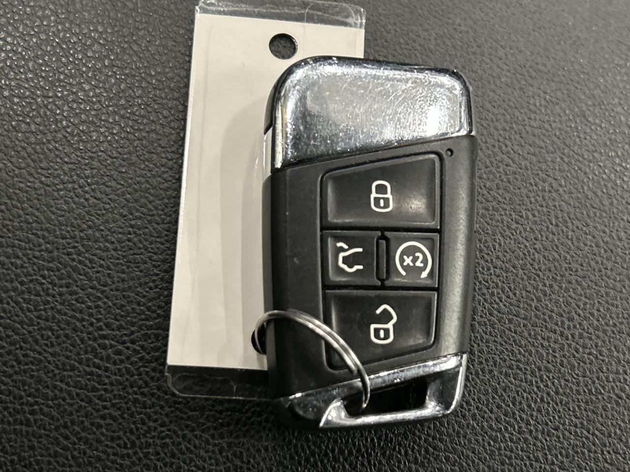 2022 Volkswagen Atlas HIGHLINE AWD | 8-PASS |V6 | LEATHER | PANO ROOF Photo3