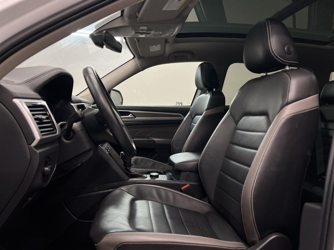 2022 Volkswagen Atlas HIGHLINE AWD | 8-PASS |V6 | LEATHER | PANO ROOF Photo