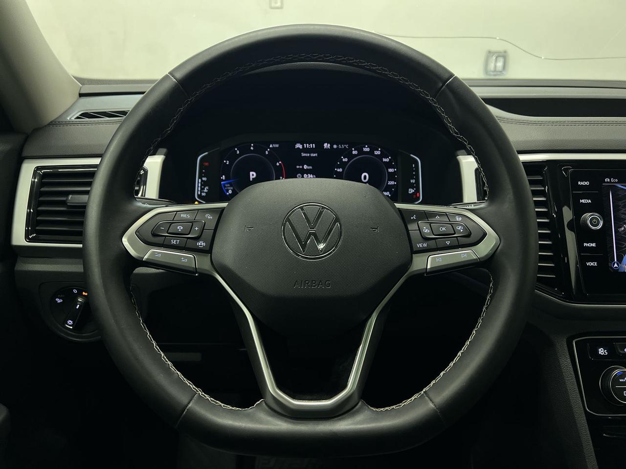 2022 Volkswagen Atlas HIGHLINE AWD | 8-PASS |V6 | LEATHER | PANO ROOF Photo