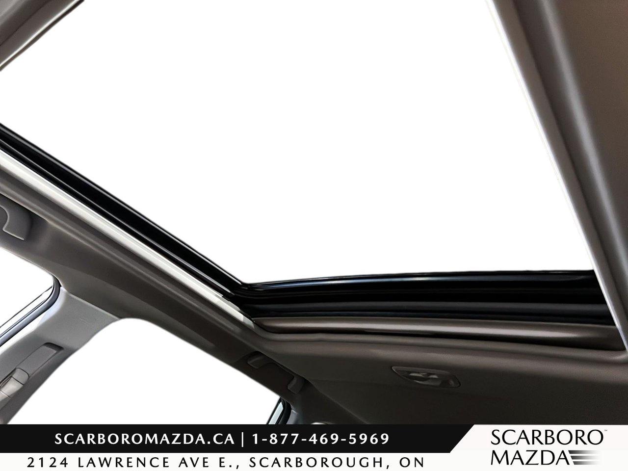 2022 Subaru Forester TOURING Photo