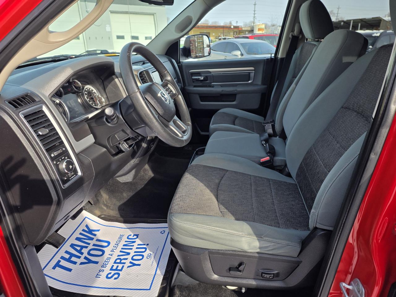 2013 RAM 1500 4WD CREW OUTDOORSMAN Photo