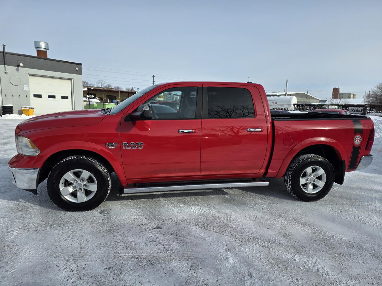 2013 RAM 1500 4WD CREW OUTDOORSMAN Photo