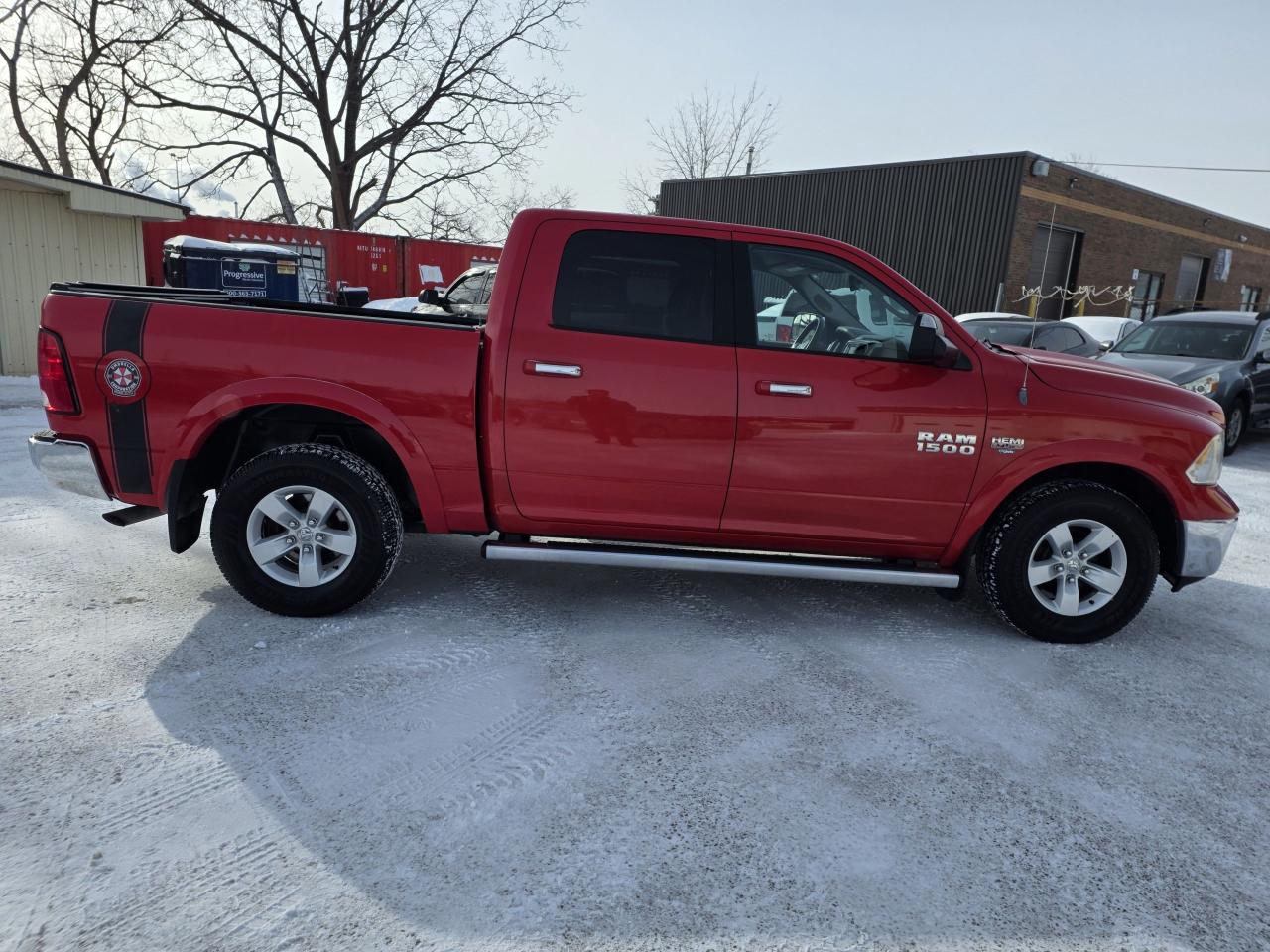 2013 RAM 1500 4WD CREW OUTDOORSMAN Photo3