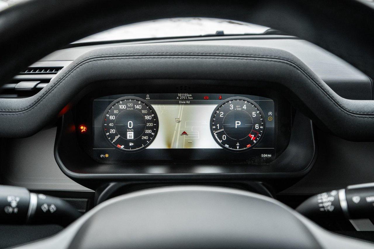 2022 Land Rover Defender SE Photo