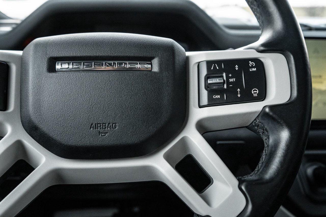 2022 Land Rover Defender SE Photo