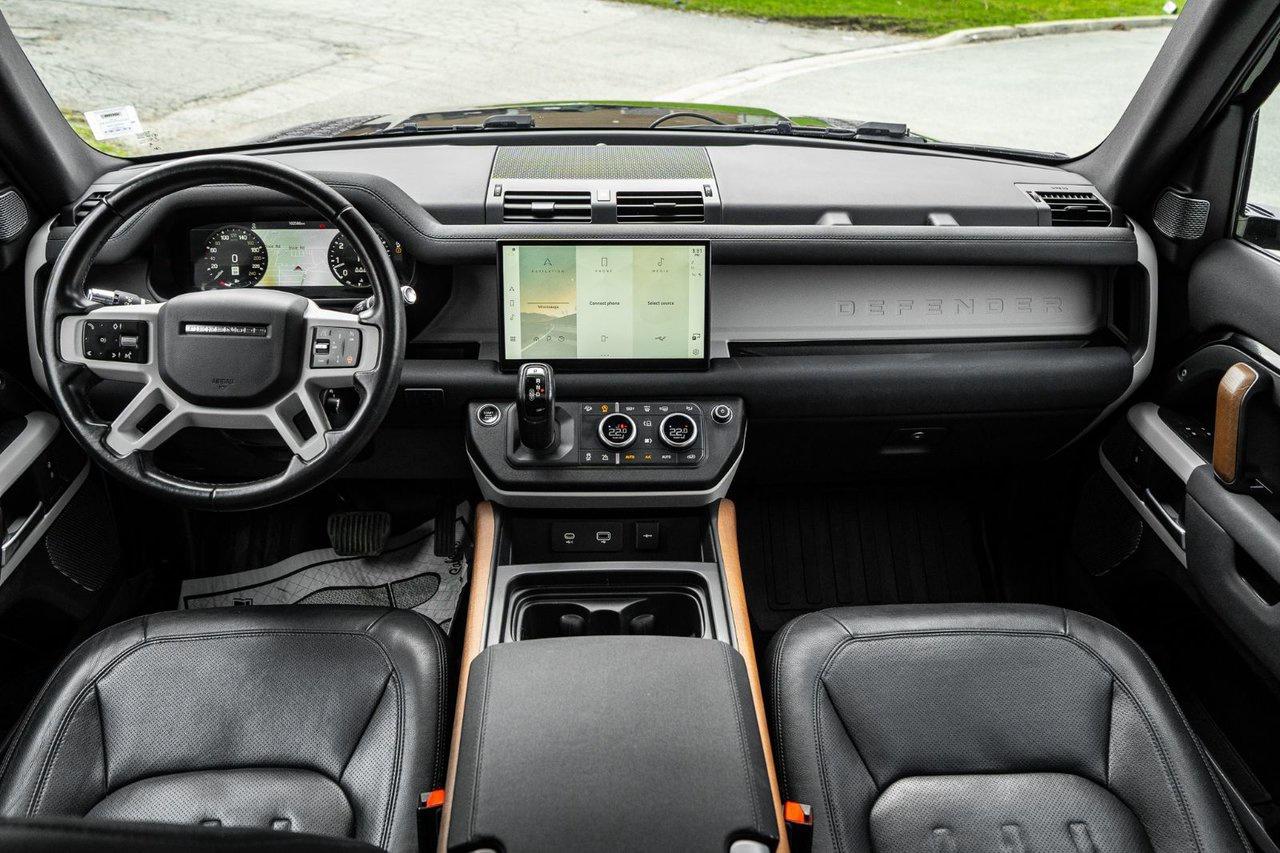 2022 Land Rover Defender 110 SE AWD Photo