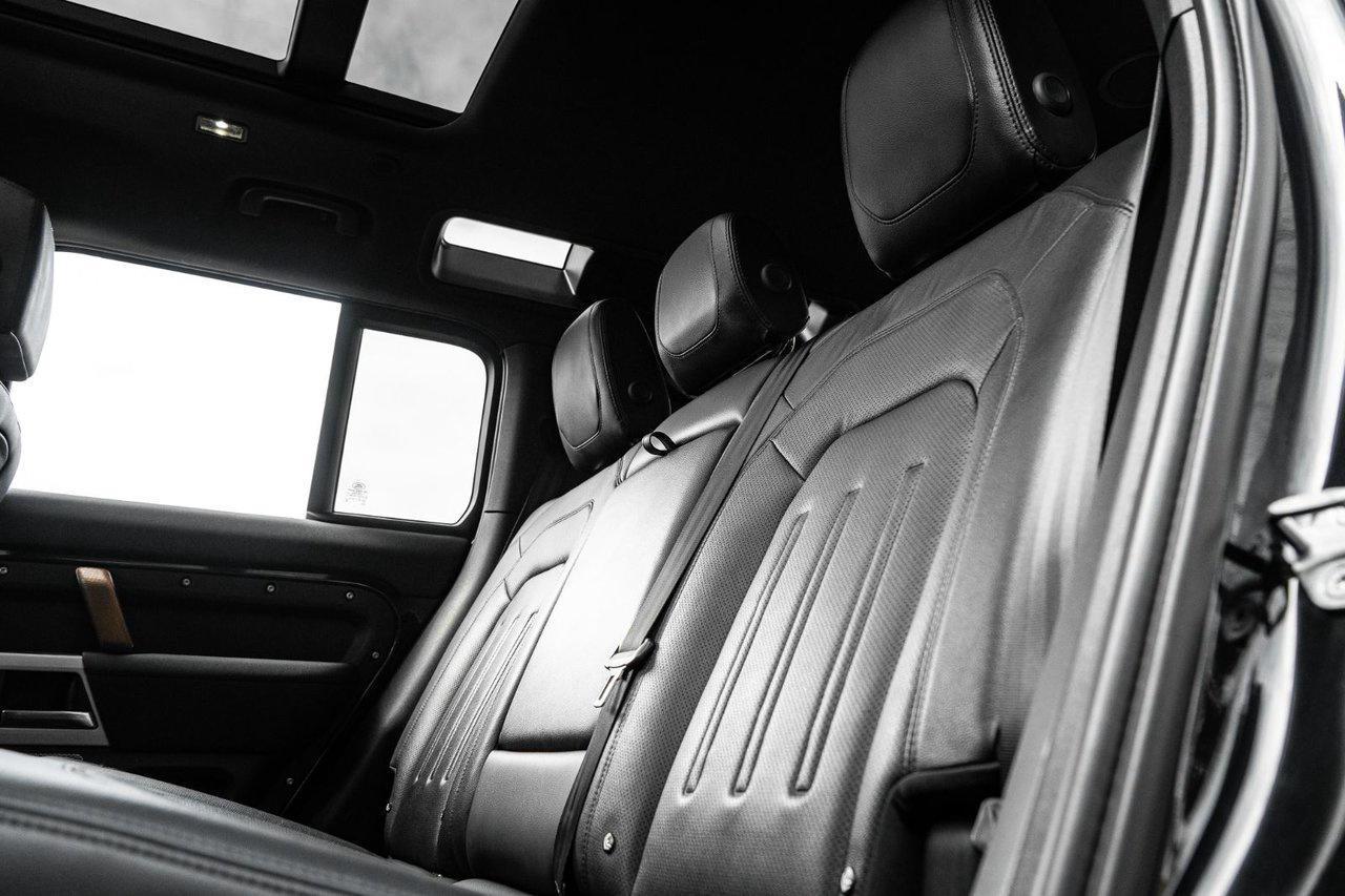 2022 Land Rover Defender 110 SE AWD Photo